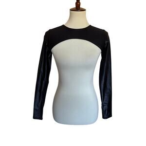 Noli Bolero Long Sleeve Top
